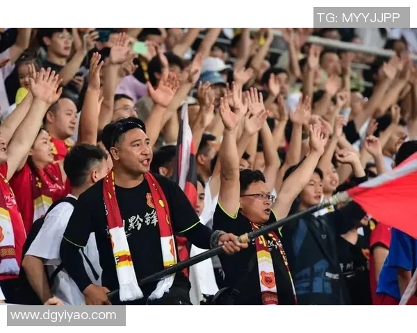 足球场上的卡字传奇明星们他们的精彩瞬间与辉煌成就回顾 足球场上的卡字传奇明星们他们的精彩瞬间与辉煌成就回顾