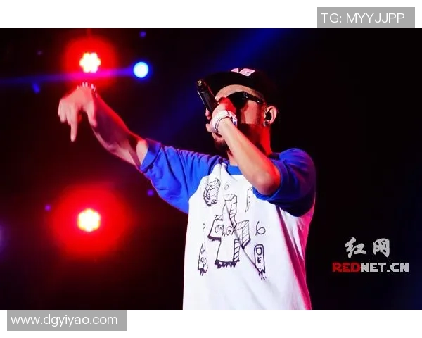 哈啤代言的足球明星有哪些他们的精彩瞬间和成就盘点